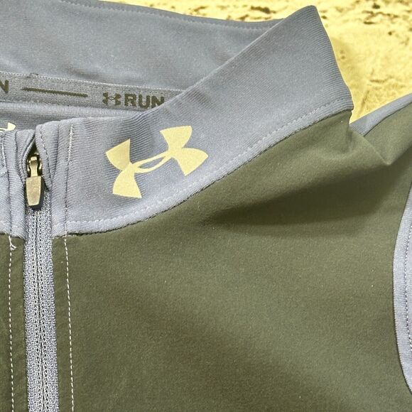 Under Armour Sweater Womens Small Blue 1/4 Zip Heat Gear Long Sleeve Fitted - Picture 2 of 10